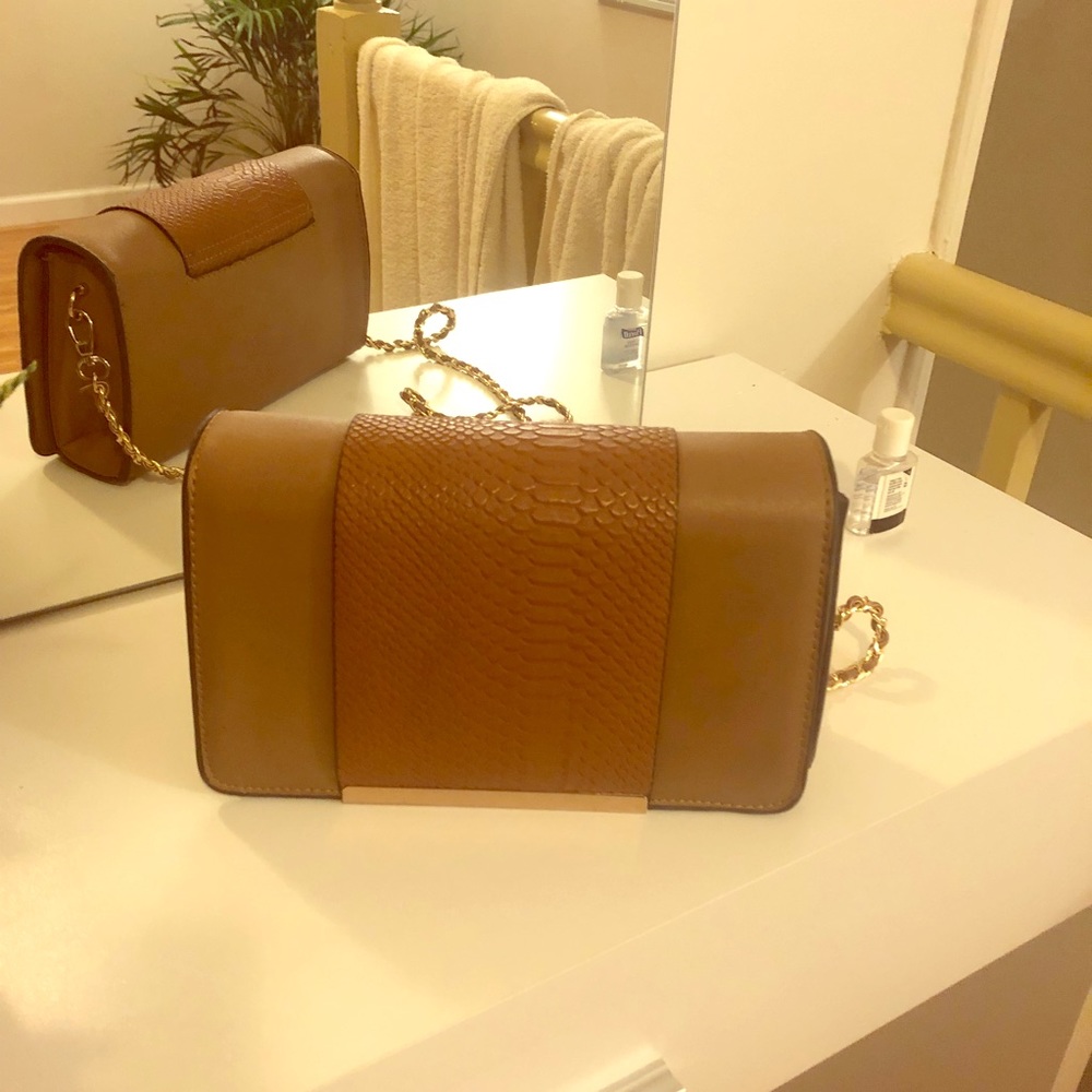 NWOT brown small crossbody bag with metal chain